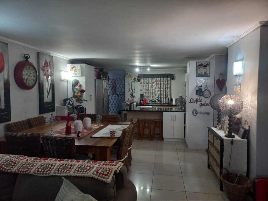 2 Bedroom Property for Sale in Gansbaai Central Western Cape